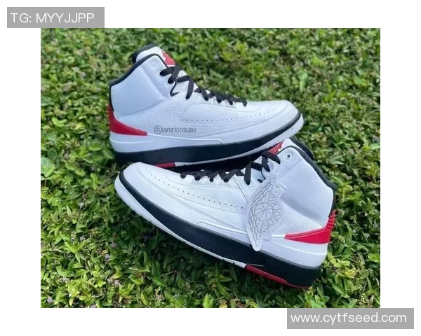 AJ约翰逊媒体日新造型亮相宣布开启全新旅程迎接第二年挑战