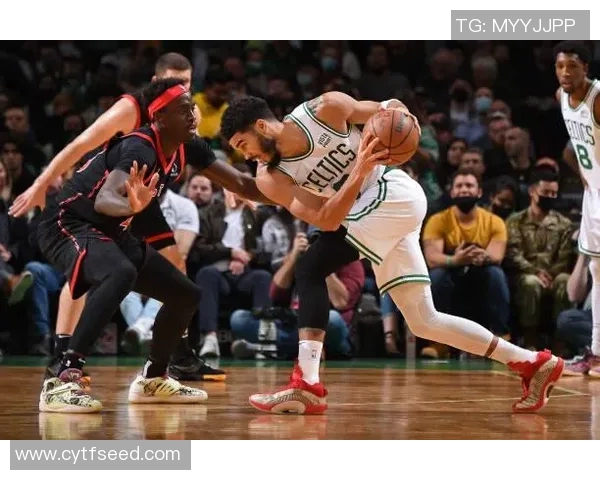 凯尔特人全队发力塔图姆巴恩斯联手助力狂胜猛龙54分 凯尔特人全队发力塔图姆巴恩斯联手助力狂胜猛龙54分