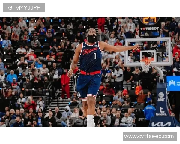 快船117-109黄蜂3喜1忧！弃用祖巴茨效果拉满，2配角打出价值！